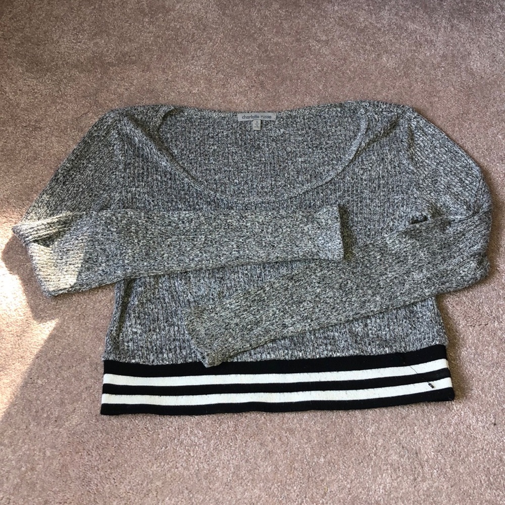 long sleeve gray crop top